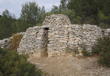 Excursión Senderismo Aramon - PF-Aramon - Sentier des Capitelles - 2 - Photo