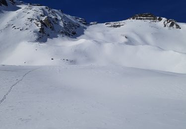 Trail Touring skiing Puy-Saint-Vincent - lac des neyzets - Photo
