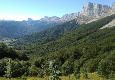 Trail Walking Château-Bernard - pas de la Balme - Photo