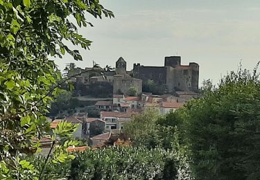 Trail On foot Boudes - Villeneuve, Boudes, Chalus - Photo