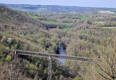 Tour Wandern Saint-Bonnet-de-Rochefort - les tressots - Photo