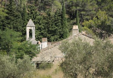 Randonnée Marche Mouriès - PF-Mouriès - Chapelle de Pierredon - Photo