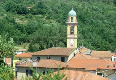 Percorso A piedi Varese Ligure - San Pietro – Teviggio – Casa Capriola – Gaspagino – Passo della Cappelletta - Photo