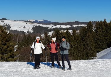 Trail Snowshoes Montcel - REVARD: TOUR PLATEAU RAQUETTES _ VILLAGE TIPI _ REFUGE DE LA PLATE _ CROIX DES BERGERS - Photo
