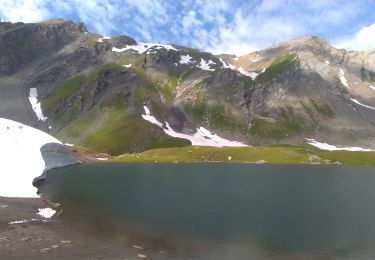 Excursión Senderismo Séez - lac petite Saint-Bernard  - Photo