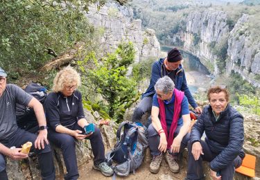 Percorso Marcia Berrias-et-Casteljau - au départ du camping les Actinidias balade à  travers le bois de Païolive - Photo