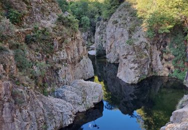 Trail Walking Thueyts - Pont du diable - Échelles du roi et de la reine - Photo