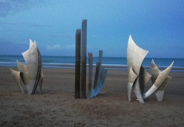 Trail Walking Saint-Laurent-sur-Mer - St Laurent sur mer - Photo