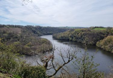 Percorso Mountainbike Chambon-sur-Voueize - charbon sur voueize, le pont suspendu  - Photo