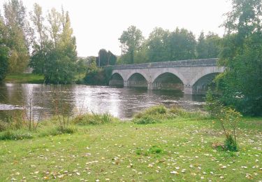 Tour Wandern Charroux - Le Moulin Parraud  - Photo