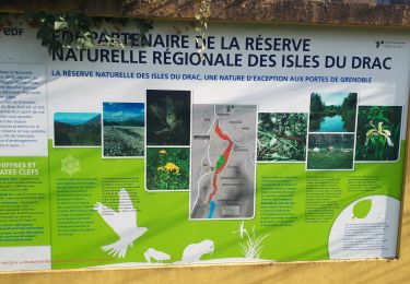 Trail Walking Champ-sur-Drac - Roche Courbięre en circuit - Photo