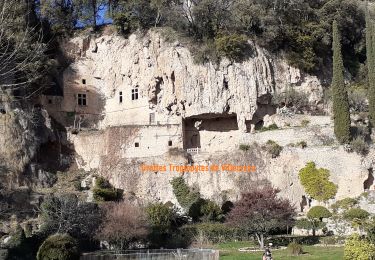 Tour Wandern Villecroze - Villecroze de Chapelles en Grottes - Photo