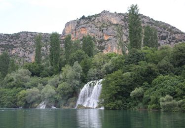 Tour Zu Fuß  - Poučno-pješačka staza: Stinice – Roški slap – Oziđana pećina - Photo