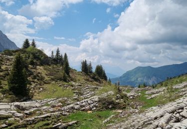 Randonnée Marche Samoëns - refuge du Golése , refuge du Rostan . - Photo