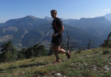 Percorso Corsa a piedi Aspres-sur-Buëch - Trail 06 - La Longeagne - Photo