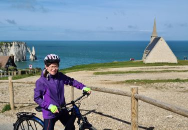 Randonnée V.T.C. Yport - Etretat - Photo