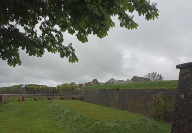 Tocht Stappen Signy-le-Petit - De Signy le Petit à Bourg Fidèle  - Photo