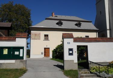 Tocht Te voet Gemeinde Seebenstein - Seebenstein Bahnhof - Waldlehrpfad - Schiltern - Pitten - Photo