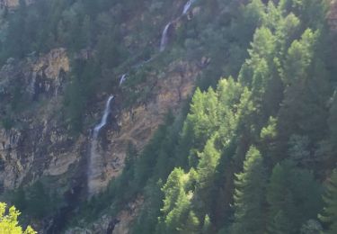 Tour Wandern Réallon - la vallée de Chargès au départ de Gourmiers - Photo