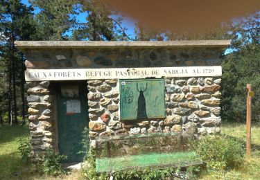 Trail Walking Nahuja - le refuge de nahuja - Photo