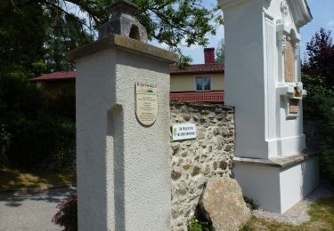 Randonnée A pied Gemeinde Krumbach - Krumbach Gemeindeparkpaltz - Holzbauer Kapelle - Museumsdorf - Photo