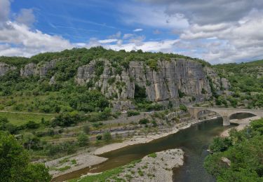 Randonnée Marche Balazuc - Balazuc Servieres Viel-Audon 9km. - Photo