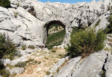 Tour Wandern Gémenos - Pas de Cugens trou du vent - Photo