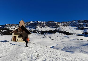 Trail Snowshoes Fillière - GLIERES: BALADE RAQUETTES PACCOT / PARKING GAUTARD _ CHAPELLE NOTRE DAME DES NEIGES - Photo