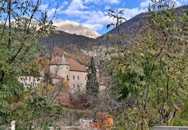 Trail Walking Montmaur - Montmaur Le Terrail - Photo