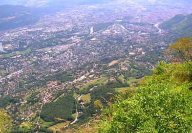 Percorso A piedi Corenc - Col de Vence - Fort du Saint-Eynard - Photo