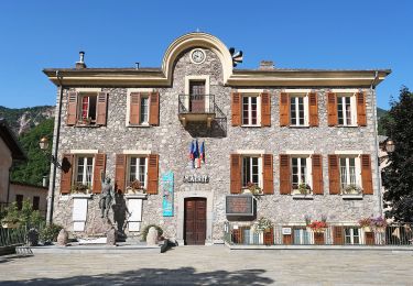 Tocht Te voet Roure - Circuit de Roure - Photo