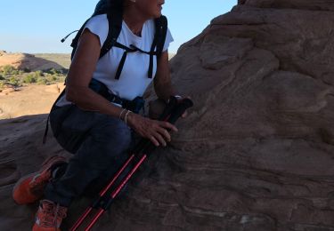 Trail Walking  - 2024 Arches NP Délicat Arch - Photo