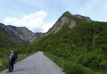 Trail Walking Saint-Nazaire-les-Eymes - Château Nardent en circuit partiel - Photo