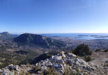 Trail Walking Ollioules - SityTrail - cap gros par les 2 ballons +grotte croupatier - Photo