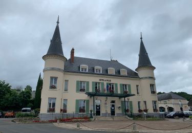 Percorso Marcia Saint-Chéron - Saint Chéron Héliomonde château de Blaville La Tuilerie - Photo