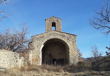 Trail Walking Mirabeau - MIRABEAU . LE CHATEAU . COL DES PENITENTS .  AR .  o n  - Photo