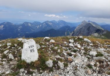 Percorso Marcia Tržič - veliki vrh 2086 - Photo