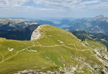 Percorso Marcia Faverges-Seythenex - SAMBUY PAS DE L'OURS - Photo