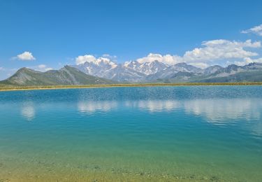 Tour Wandern Villard-sur-Doron - Col du Very depuis le hameau du Beaufortain  - Photo