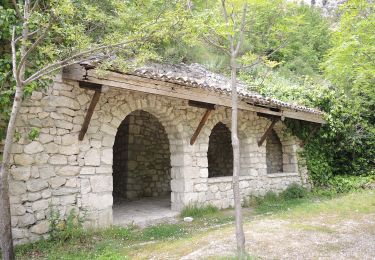 Tocht Te voet Civitella Messer Raimondo - Fara San Martino - Grotta Canosa - Photo