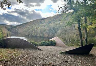 Excursión A pie Houffalize - La promenade autour du Lac de Nisramont - Photo