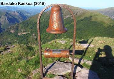 Excursión Senderismo Baztán - Wikiloc - Bardako Kaskoa (Akomendi) desde el Collado de Itzulegi - Photo