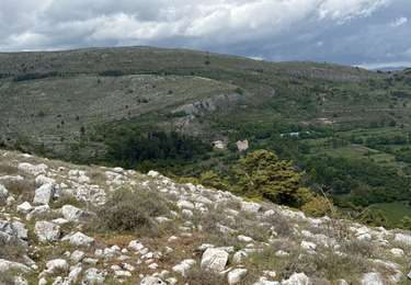 Randonnée Marche Saint-Vallier-de-Thiey - Colle du maçon-Haut Montet - Photo