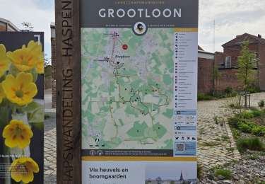 Trail Walking Borgloon - 2026-03-11_14h46m38_borgloon-🌸-🌼-🌺 - Photo