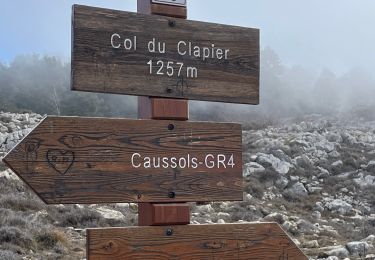 Randonnée Marche Saint-Vallier-de-Thiey - Col du Pilon : Colle maçon et haut Montet  - Photo