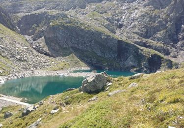 Tocht Stappen Castillon-de-Larboust - lac Charles, lac bleu, lac vert vallée du Lys  - Photo