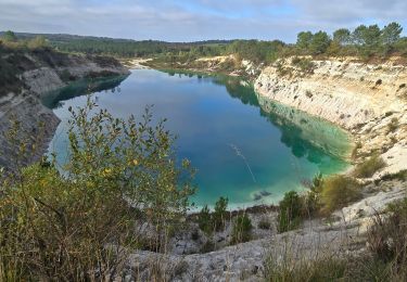 Tocht Stappen Guizengeard - LACS BLEUS GUIZENGEARD depuis le Parking de la Mairie - Photo