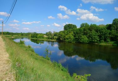 Tour Wandern Savonnières - Savonnieres - Berthenay - 9.5km 35m 2h00 - 2017 04 23 - Photo