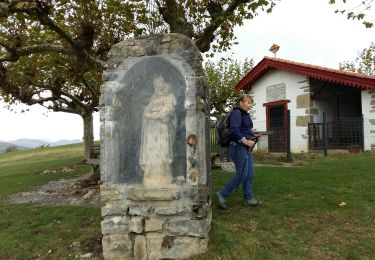 Excursión Senderismo Ostabat-Asme - OSTABAT G3 Chapelles St Nicolas et Soyarze reco 