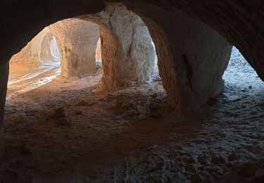 Trail Walking Piolenc - Piolenc grotte - Photo